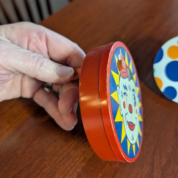 Set of Eight (8) mid-century party noisemakers, at least some by Kirchhof - Picture 5 of 6